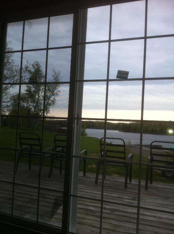 Lake Lauzon Resort Blind River Exterior foto